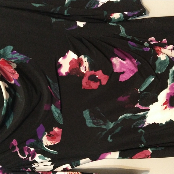 Floral formal dress - Picture 2 of 4